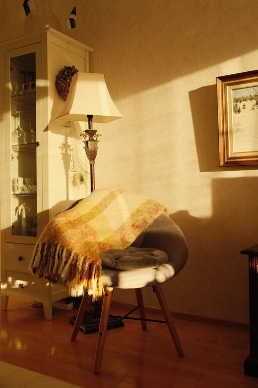 How to Create a Cozy Reading Nook in Your Home